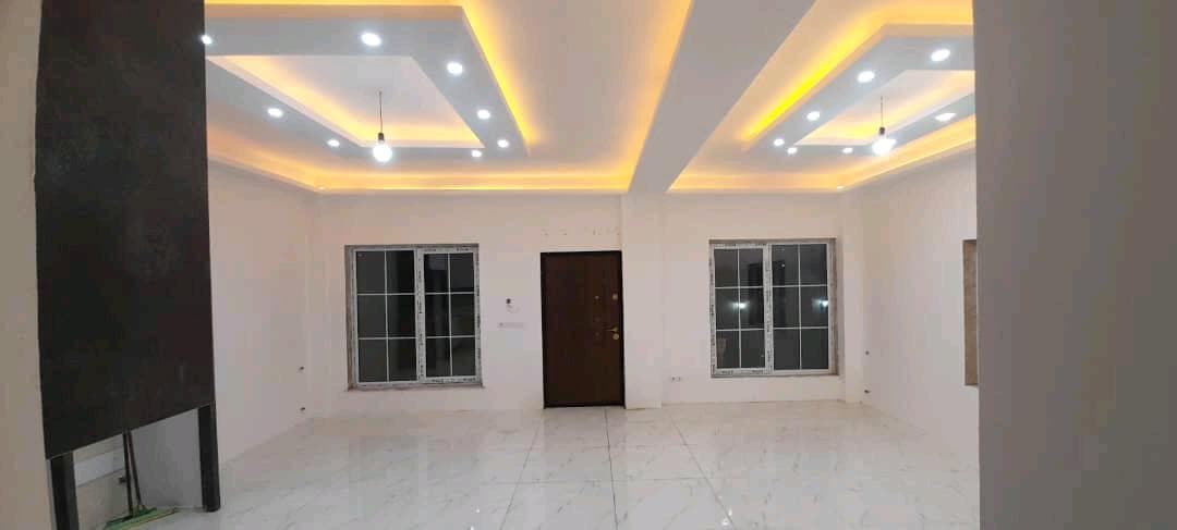 Property media 10