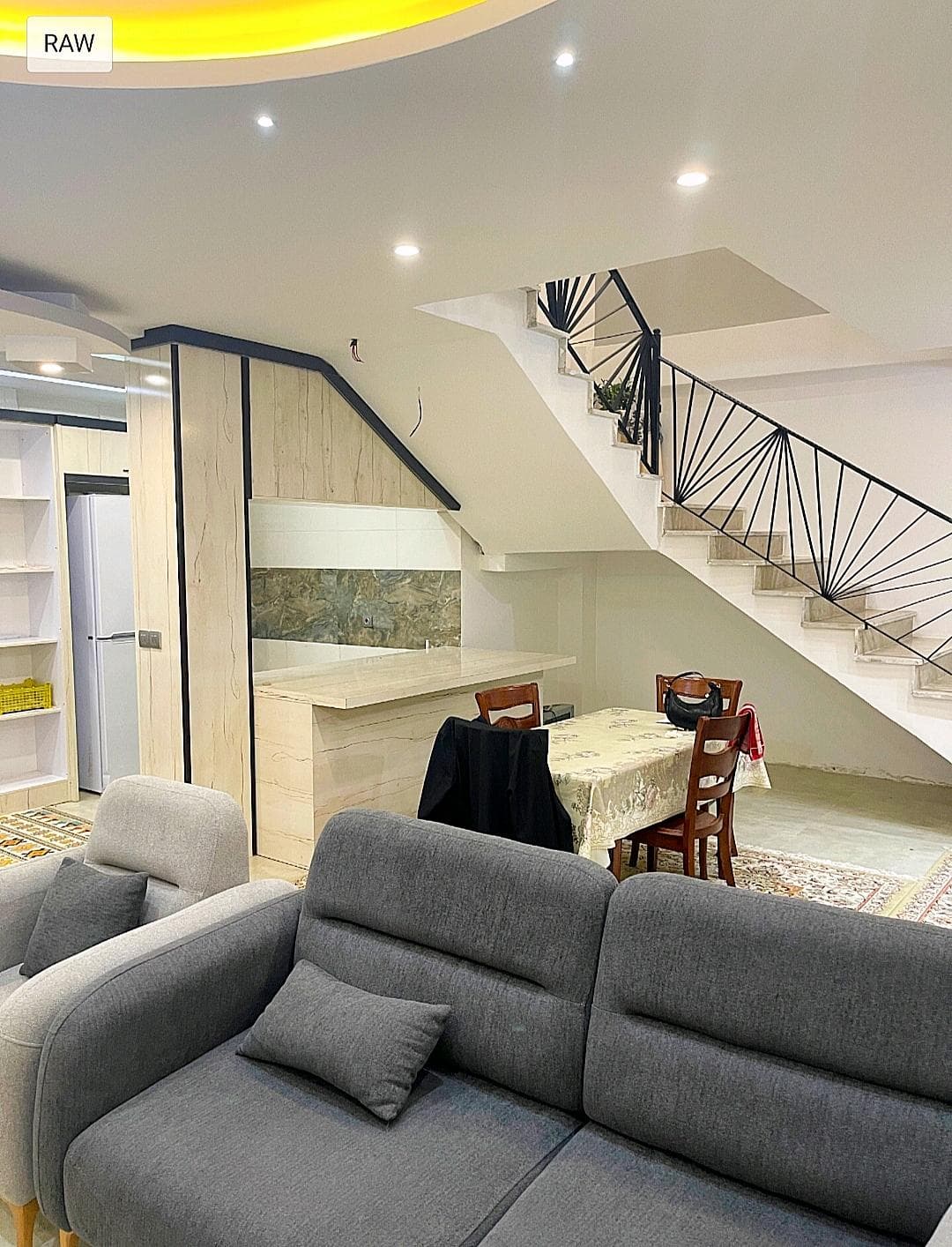 Property media 9