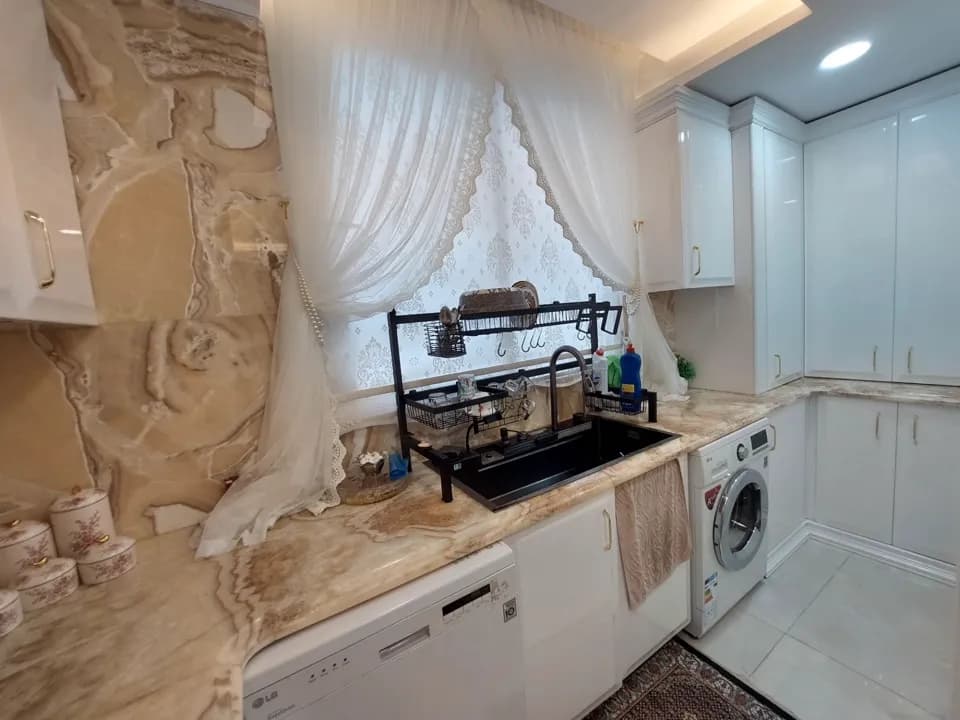Property media 8