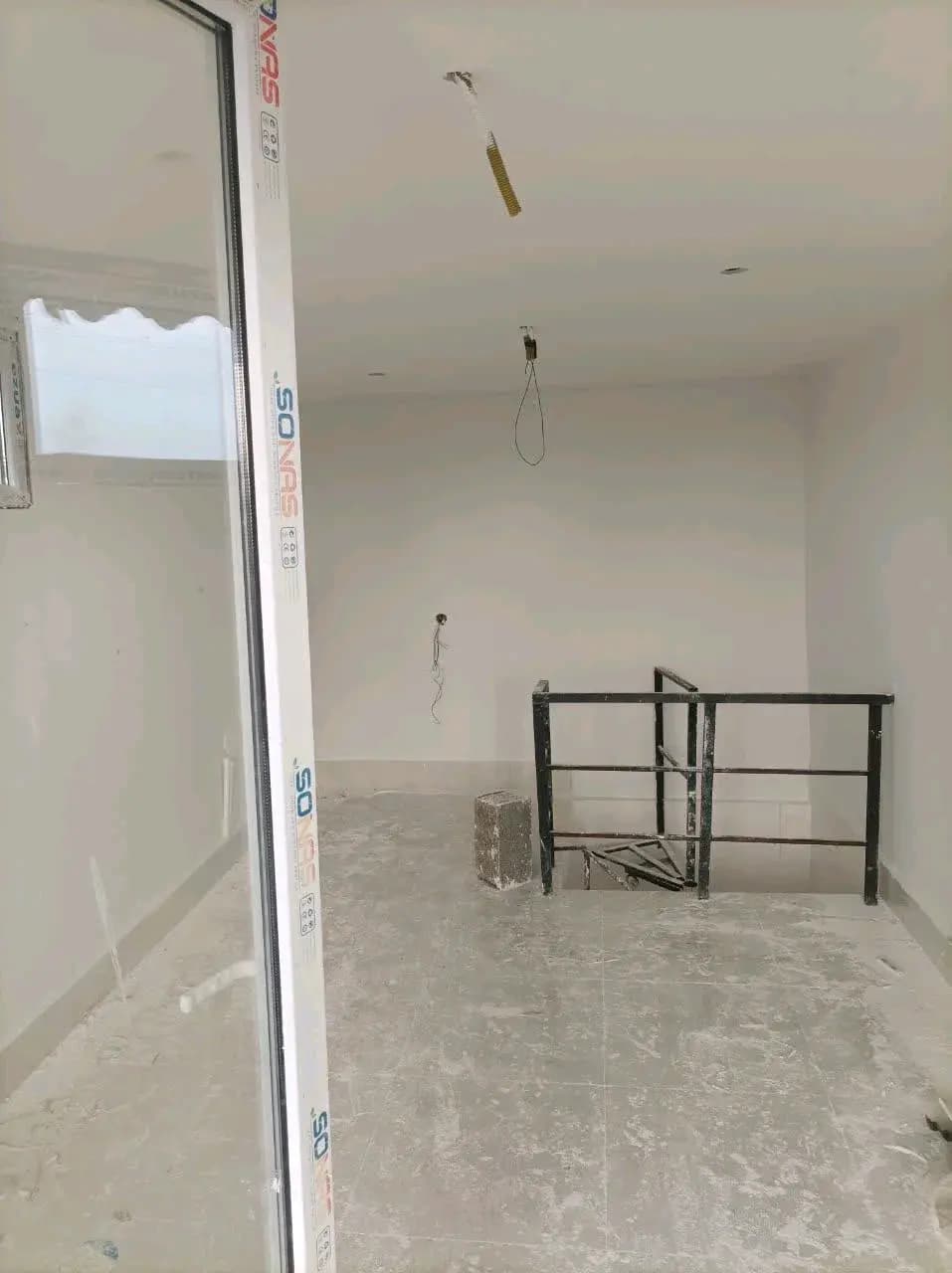 Property media 8