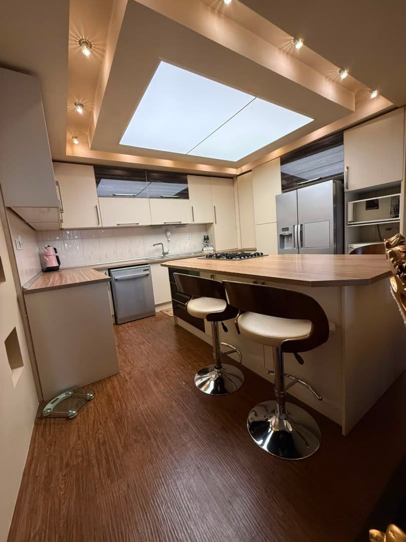 Property media 3