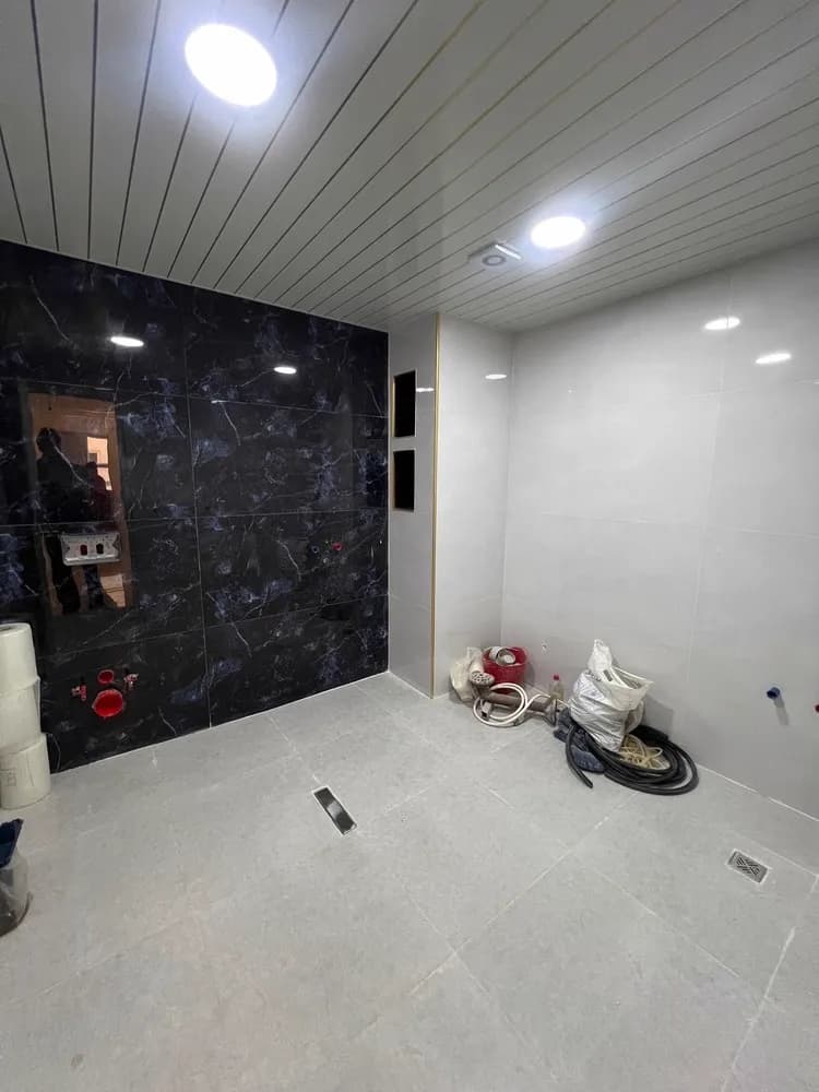 Property media 28